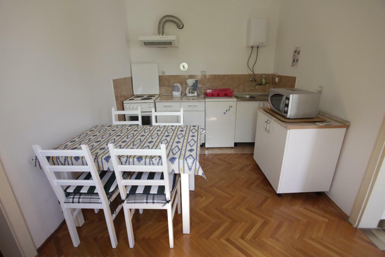 Guest House Balazevic Нови-Винодолски Экстерьер фото